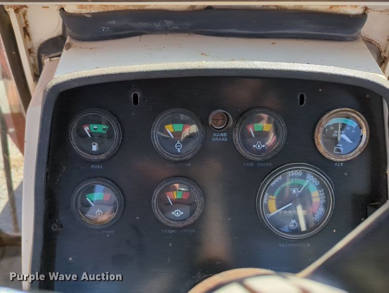 image for item MX9459 Case 1070  tractor