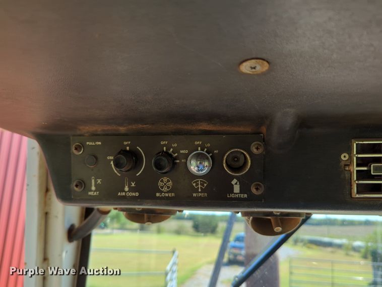 image for item MX9459 Case 1070  tractor