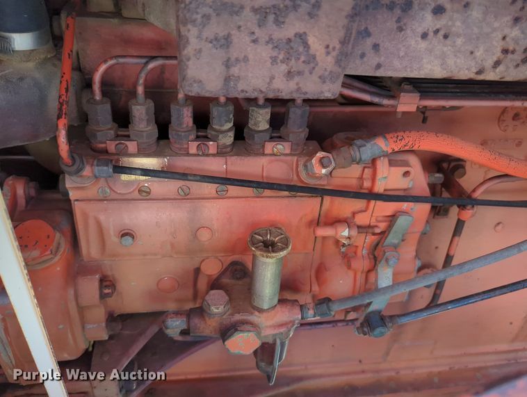 image for item MX9459 Case 1070  tractor