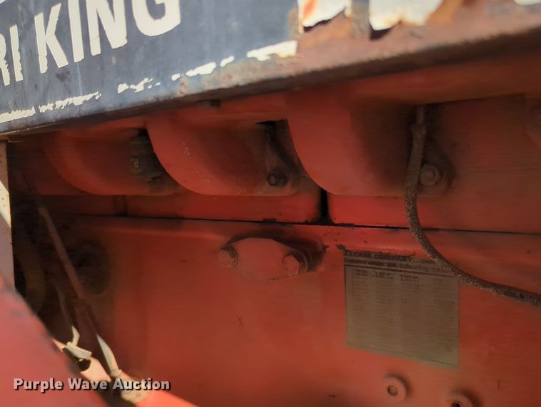 image for item MX9459 Case 1070  tractor