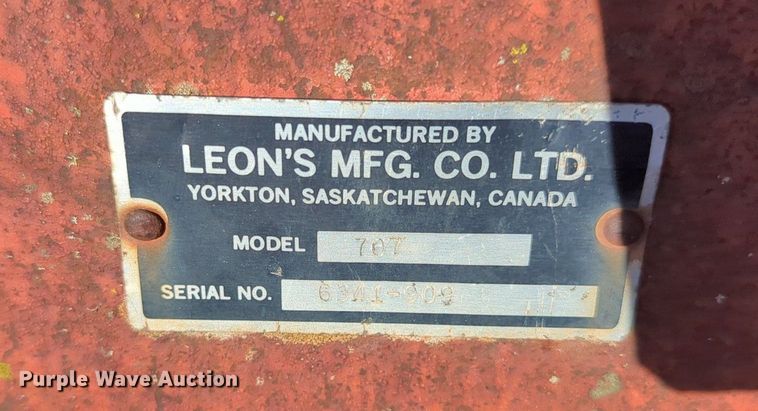 image for item MX9459 Case 1070  tractor