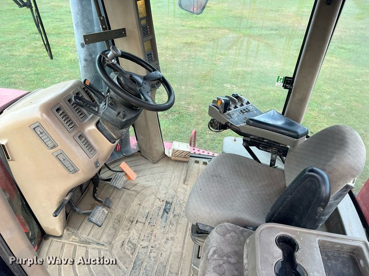 image for item NA9249 2003 Case IH STX450  tractor