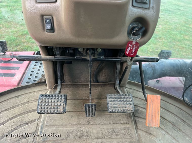 image for item NA9249 2003 Case IH STX450  tractor