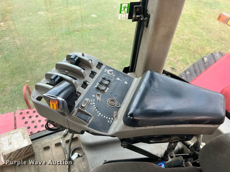 image for item NA9249 2003 Case IH STX450  tractor