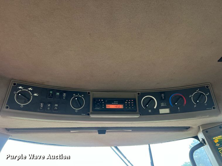 image for item NA9249 2003 Case IH STX450  tractor