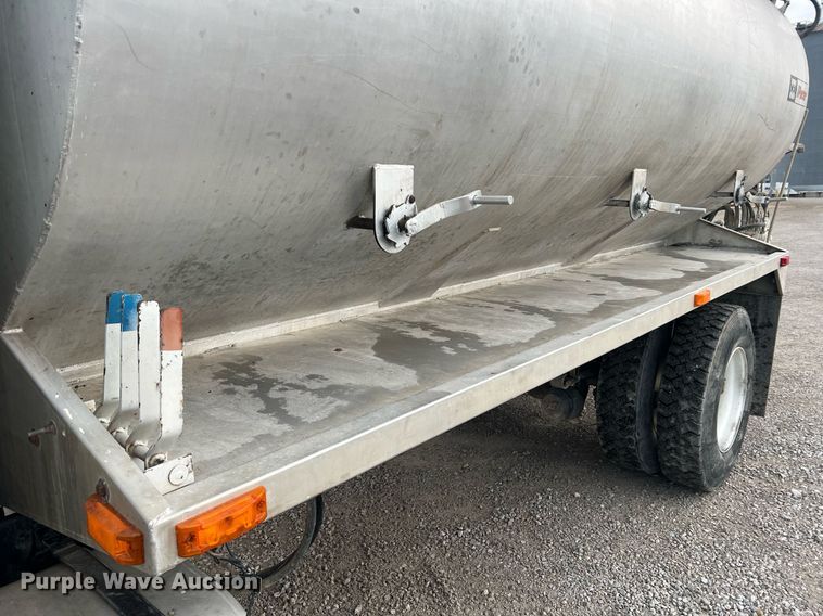 image for item NA9255 2007 International 4400  feed delivery truck