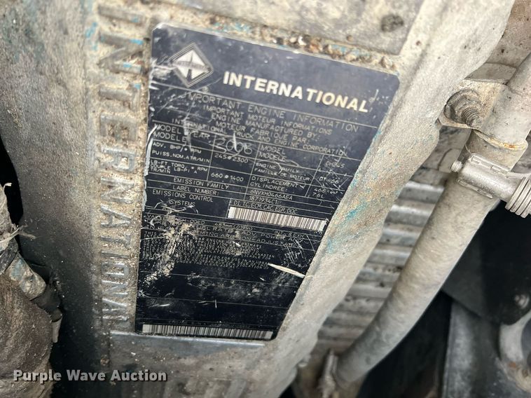 image for item NA9255 2007 International 4400  feed delivery truck