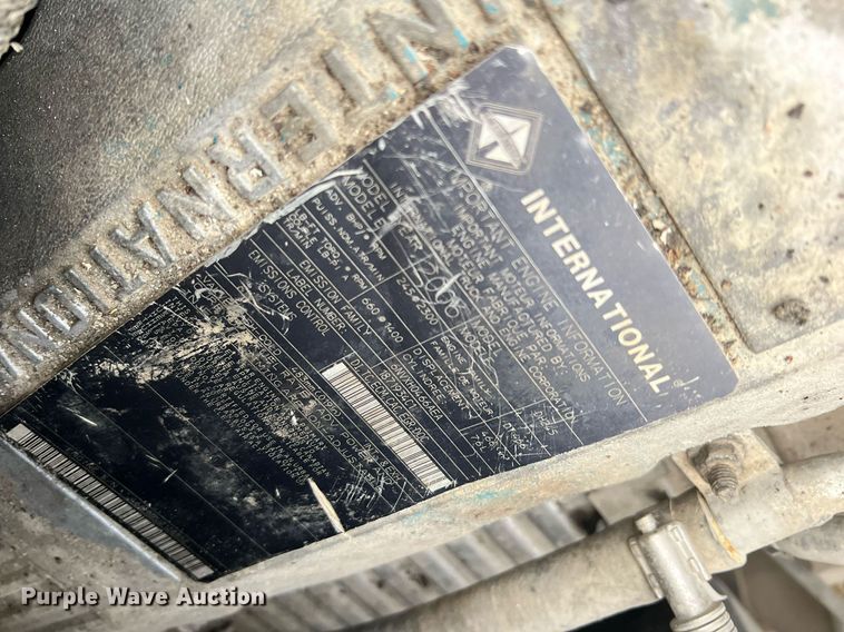 image for item NA9255 2007 International 4400  feed delivery truck