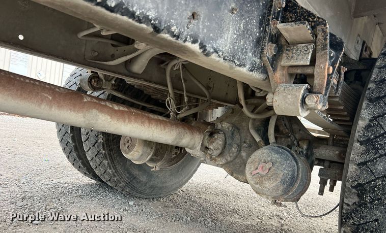 image for item NA9255 2007 International 4400  feed delivery truck