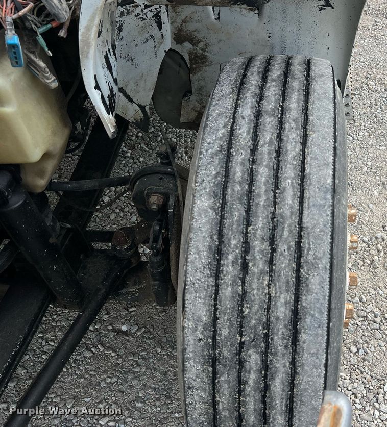 image for item NA9255 2007 International 4400  feed delivery truck