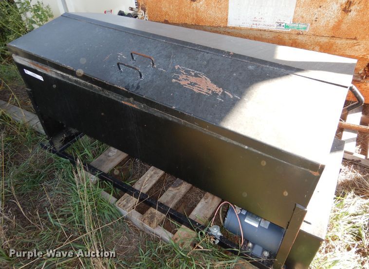 image for item NJ9834 (2) cattle feeders