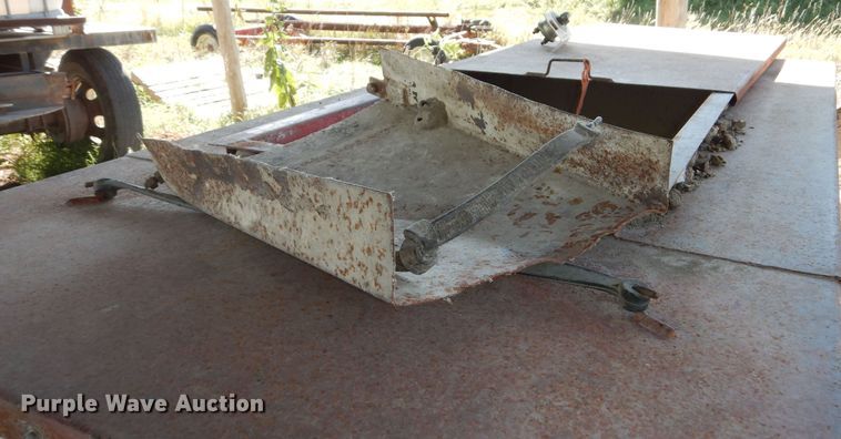 image for item NJ9834 (2) cattle feeders