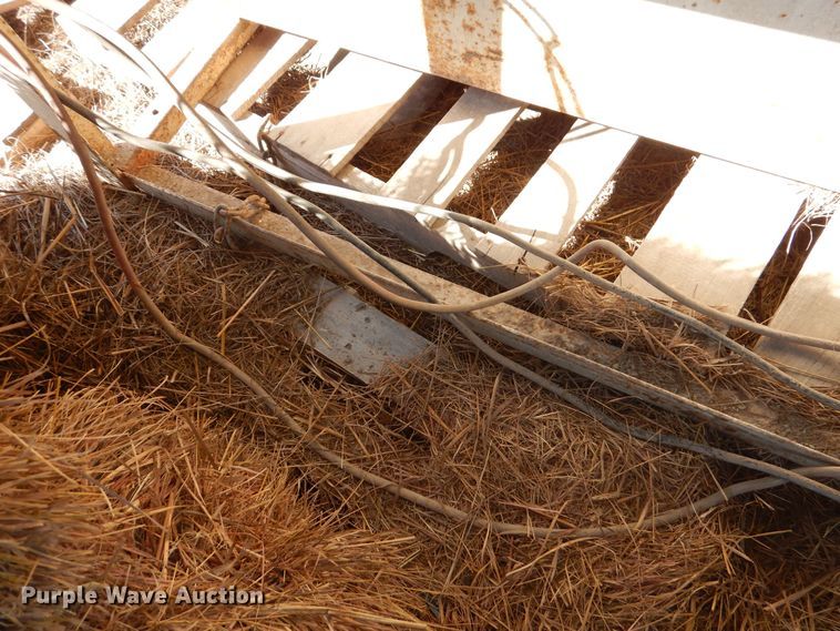 image for item NJ9834 (2) cattle feeders