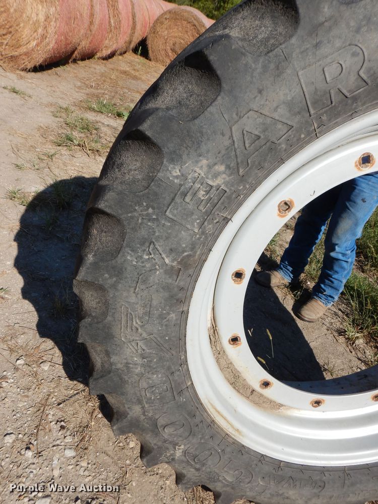 image for item NJ9835 (2) Goodyear Dyna Torque radial 320/85R34