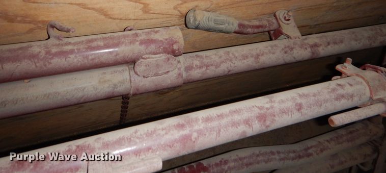 image for item NJ9837 Catch head gate