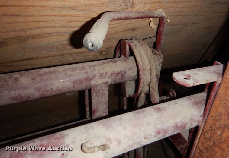 image for item NJ9837 Catch head gate