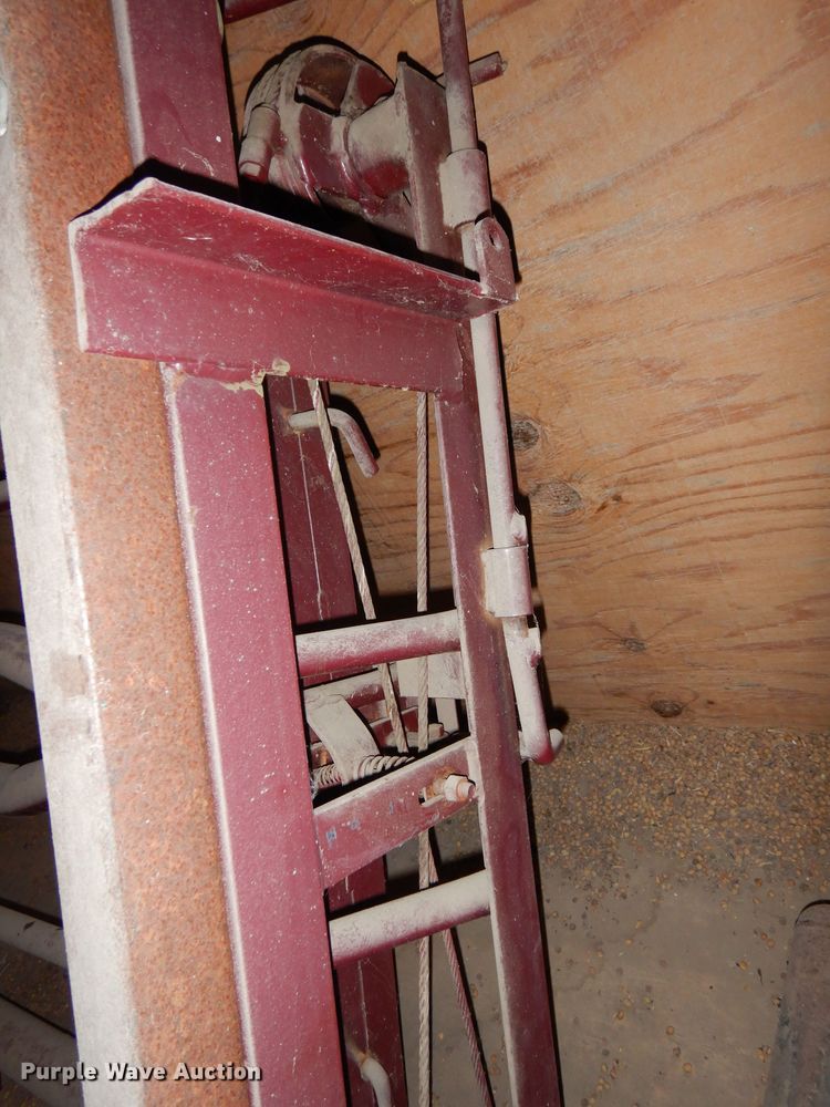 image for item NJ9837 Catch head gate