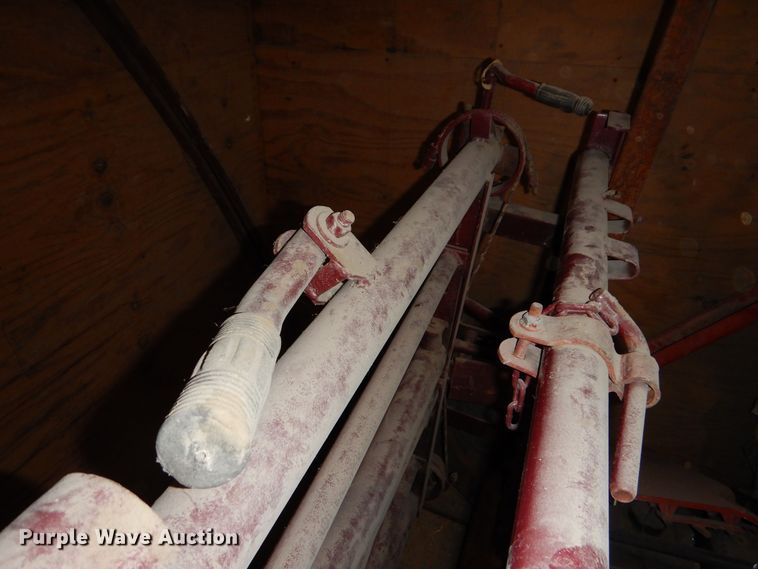 image for item NJ9837 Catch head gate