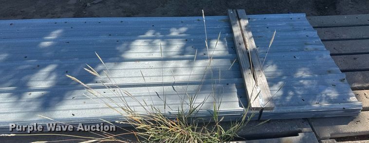 image for item NM9302 Approximately 50 sheets of metal siding/roofing