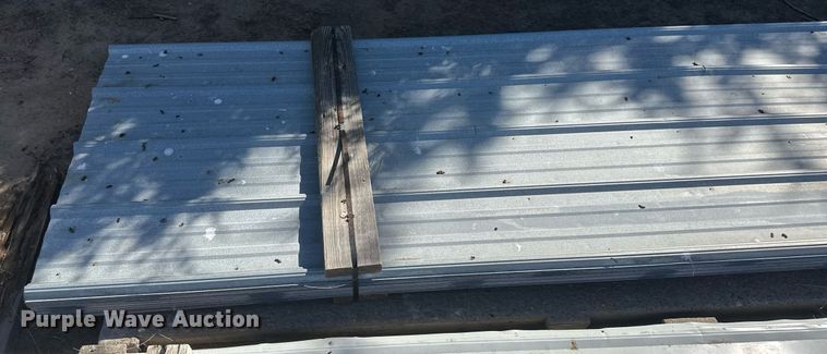 image for item NM9302 Approximately 50 sheets of metal siding/roofing