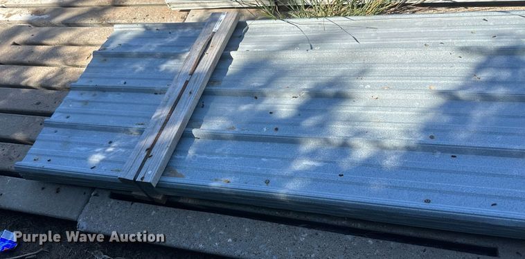 image for item NM9302 Approximately 50 sheets of metal siding/roofing