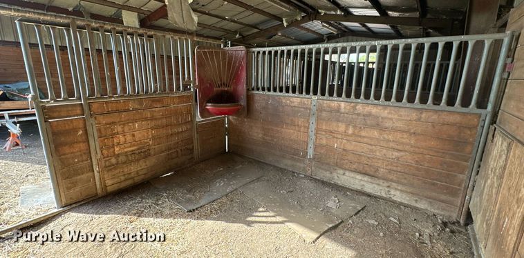 image for item NP9663 (5) WW horse stalls