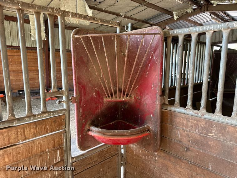 image for item NP9663 (5) WW horse stalls