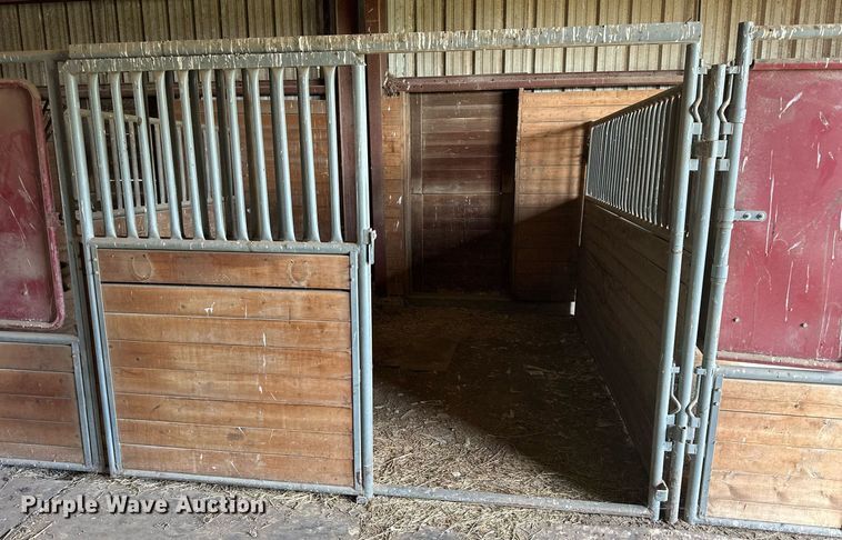 image for item NP9663 (5) WW horse stalls
