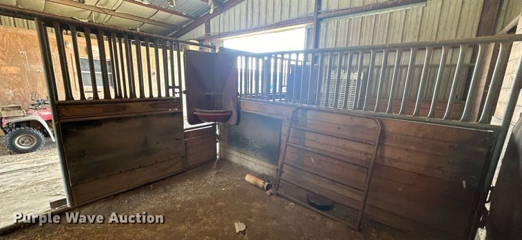image for item NP9663 (5) WW horse stalls