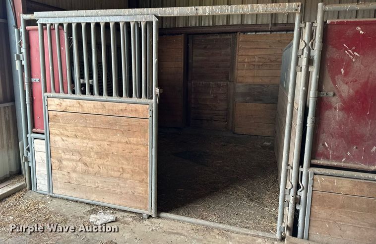 image for item NP9663 (5) WW horse stalls