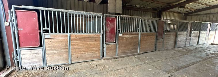 image for item NP9663 (5) WW horse stalls