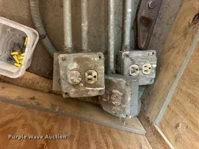 image for item NP9663 (5) WW horse stalls