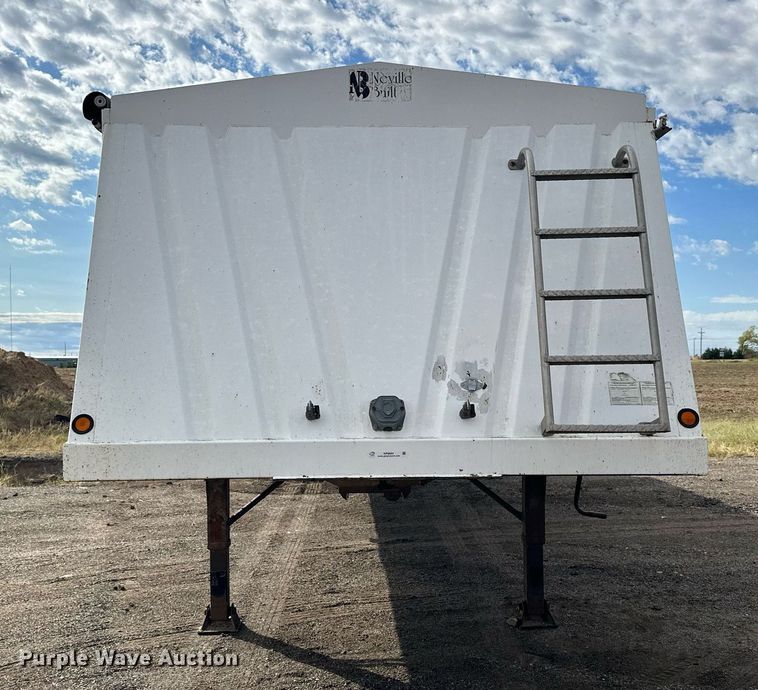 image for item NP9664 2006 Neville Built  grain trailer