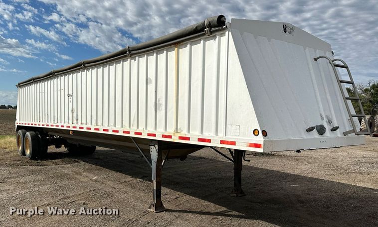 image for item NP9664 2006 Neville Built  grain trailer