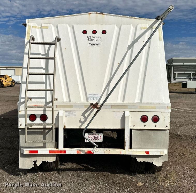 image for item NP9664 2006 Neville Built  grain trailer