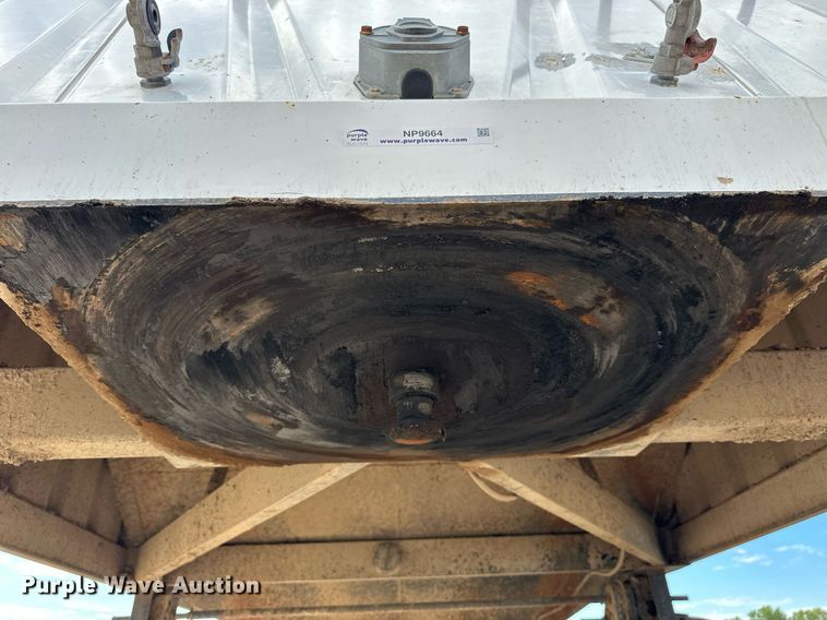 image for item NP9664 2006 Neville Built  grain trailer