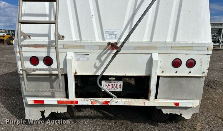 image for item NP9664 2006 Neville Built  grain trailer