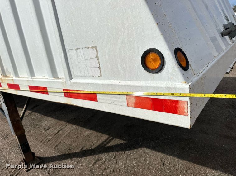 image for item NP9664 2006 Neville Built  grain trailer