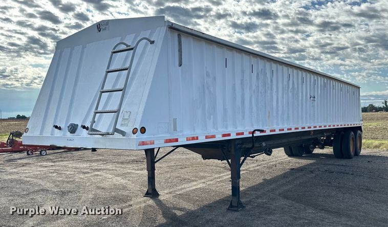 image for item NP9676 2006 Neville Built  grain Trailer