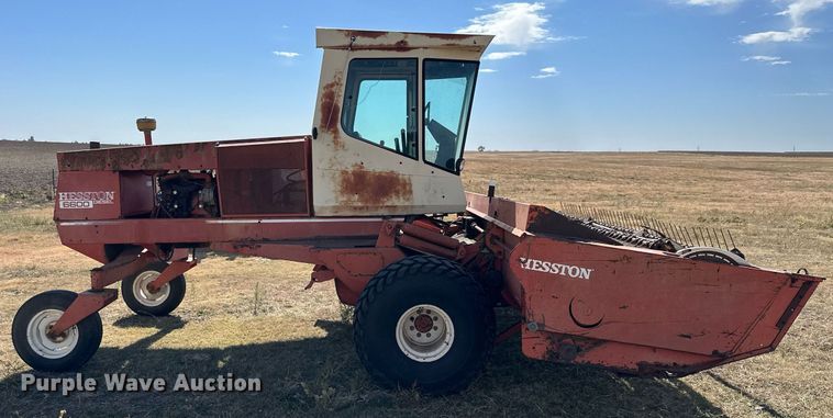 image for item NP9679 Hesston 6600  swather / windrower