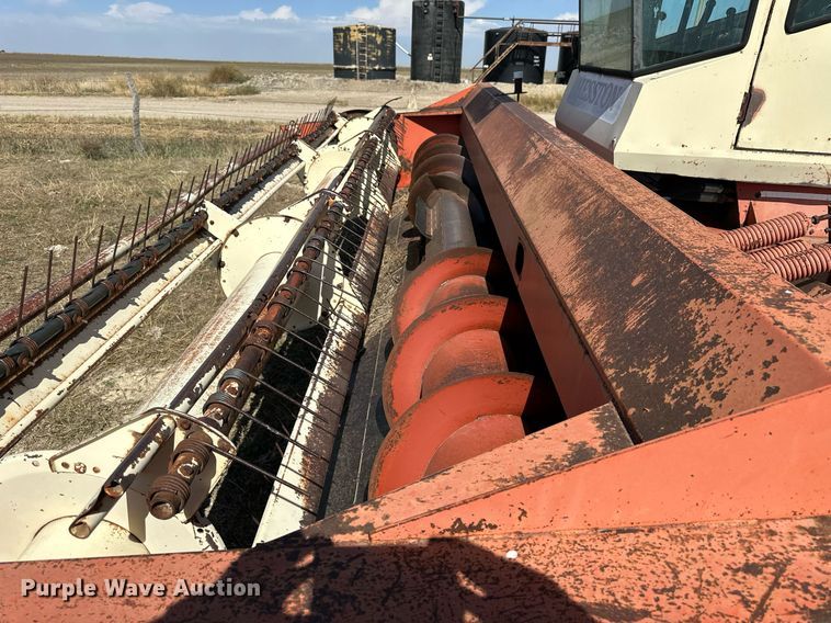 image for item NP9679 Hesston 6600  swather / windrower