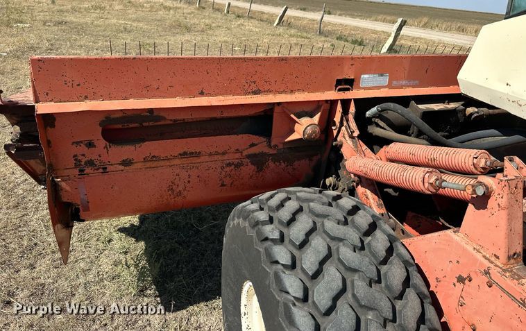 image for item NP9679 Hesston 6600  swather / windrower