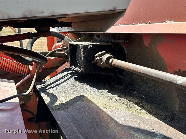 image for item NP9679 Hesston 6600  swather / windrower