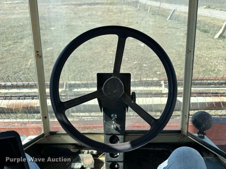 image for item NP9679 Hesston 6600  swather / windrower