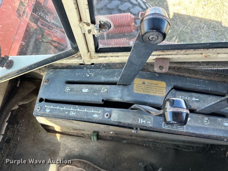 image for item NP9679 Hesston 6600  swather / windrower