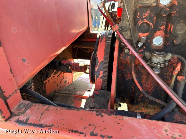 image for item NP9679 Hesston 6600  swather / windrower