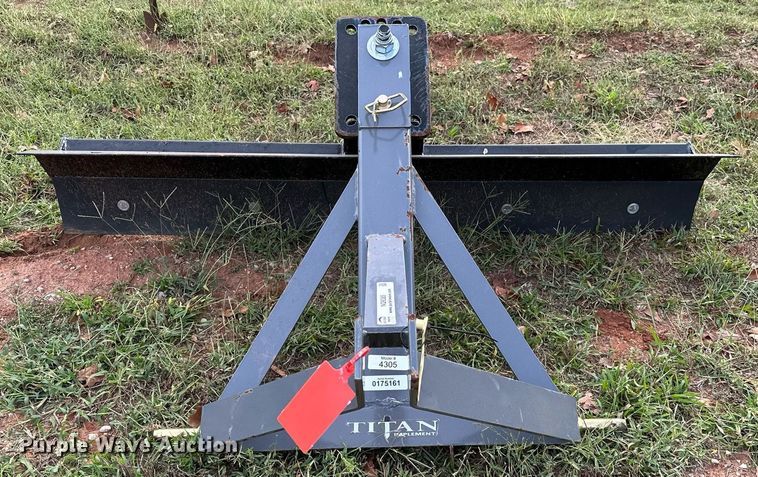 image for item NQ9385 Titan 4305 three point blade