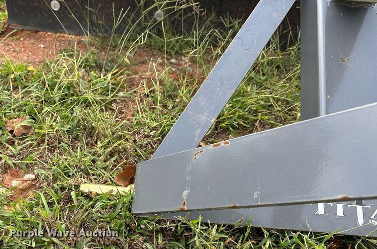 image for item NQ9385 Titan 4305 three point blade