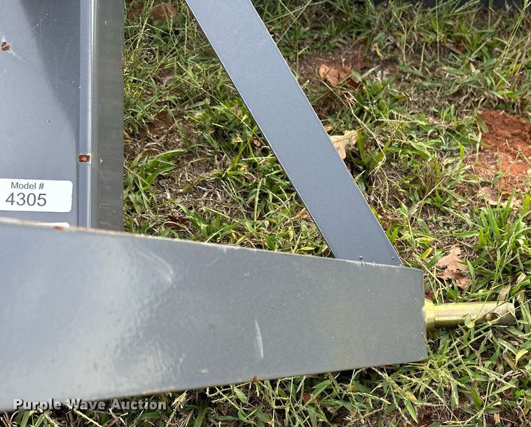 image for item NQ9385 Titan 4305 three point blade