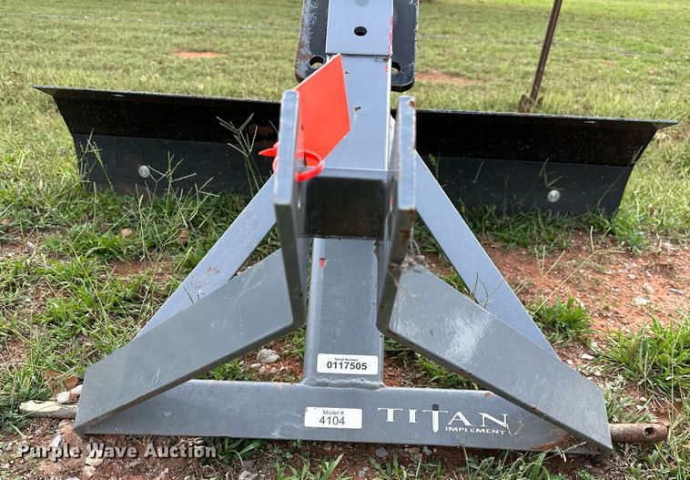 image for item NQ9386 Titan  4104 three point blade 